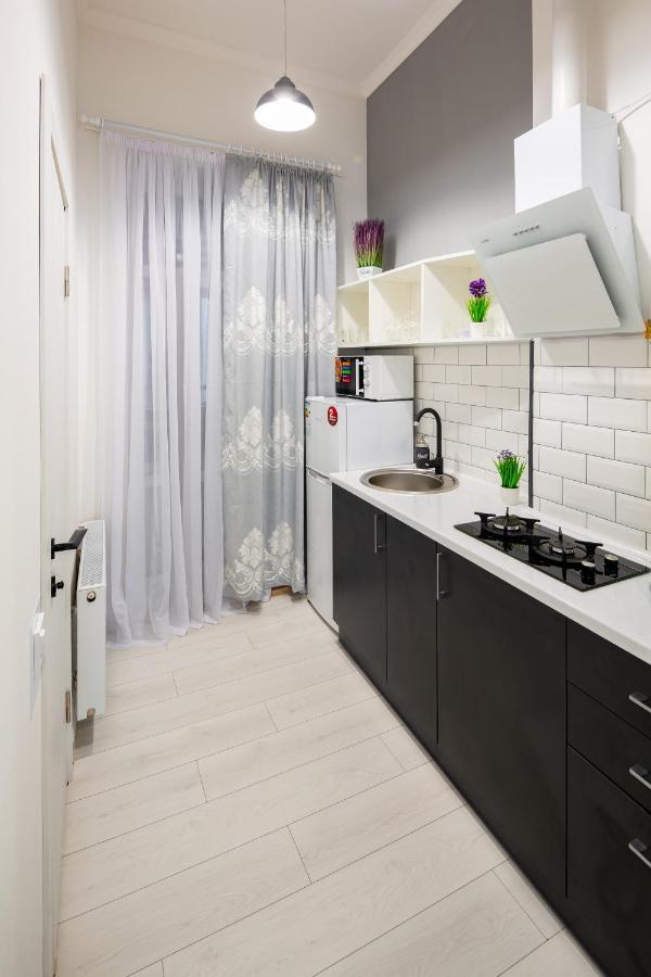 Alfa Apartments Grushevskoho 7 إلفيف المظهر الخارجي الصورة