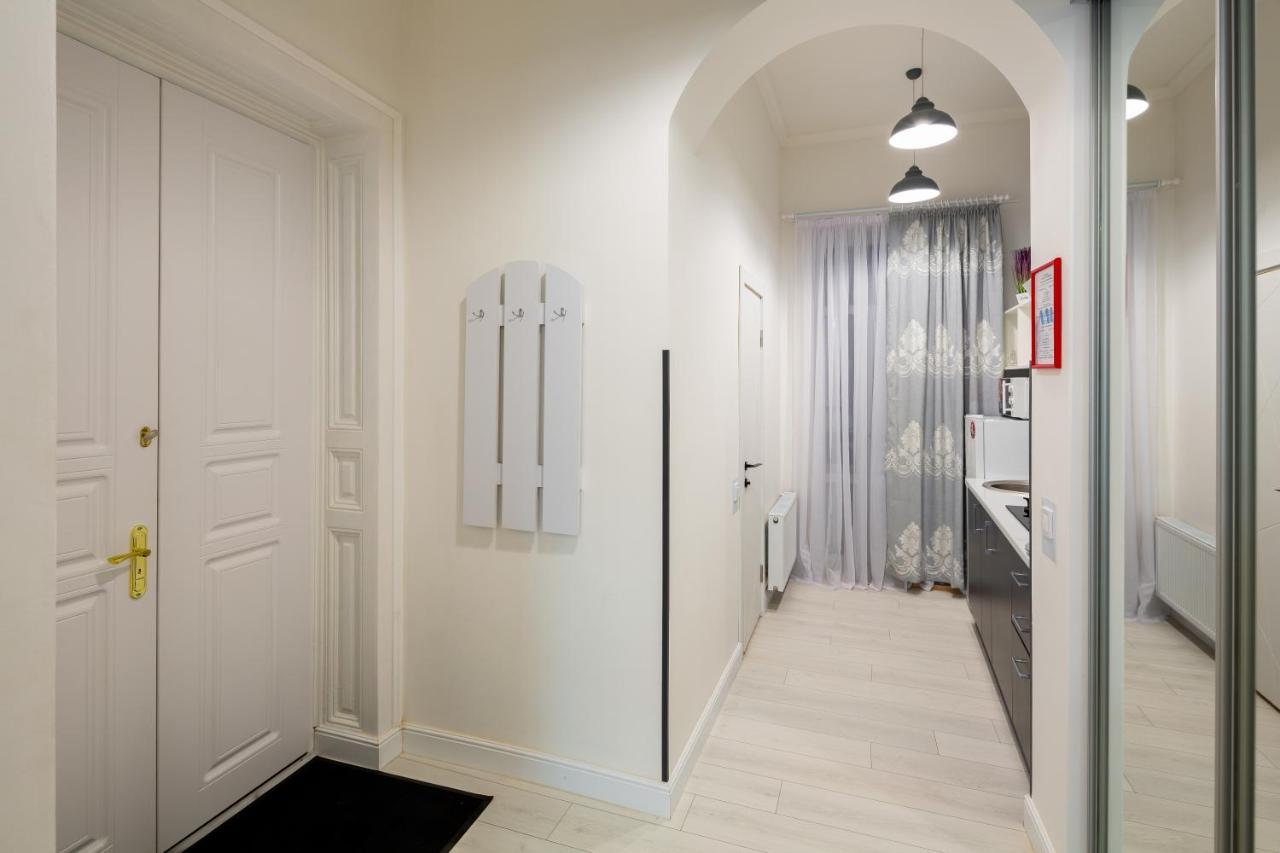 Alfa Apartments Grushevskoho 7 إلفيف المظهر الخارجي الصورة